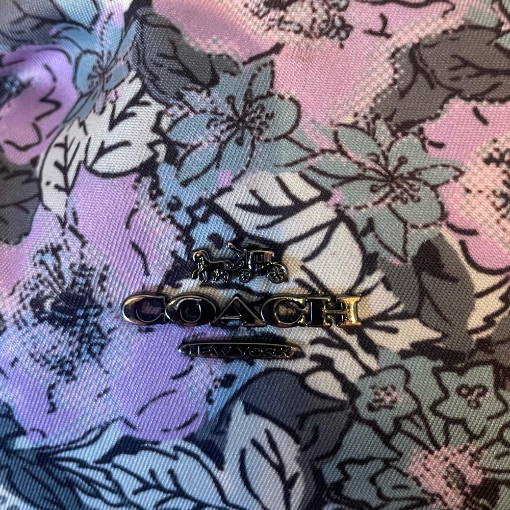 Coach Small Boxy Cosmetic Case With Heritage Floral Print - Picture 5 of 10